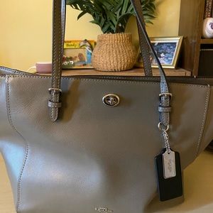 Coach turn lock tote